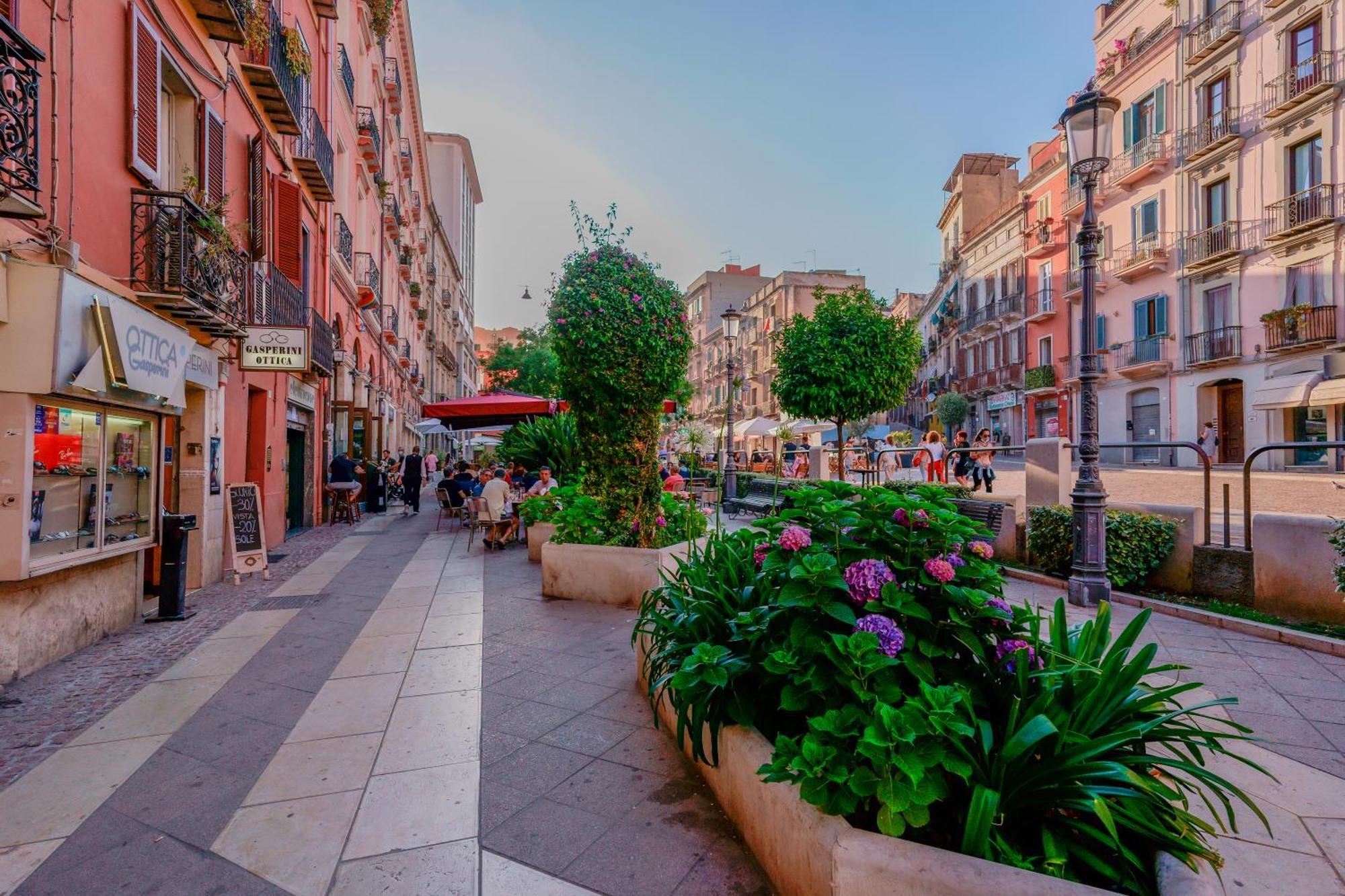 Le Suite Sul Corso Cagliari Ngoại thất bức ảnh